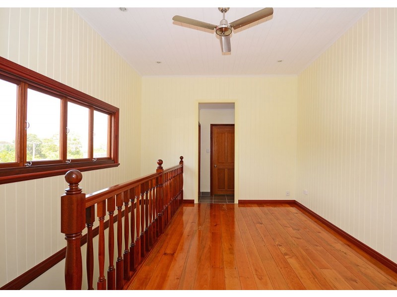 77 Corfield Street, Point Vernon QLD 4655