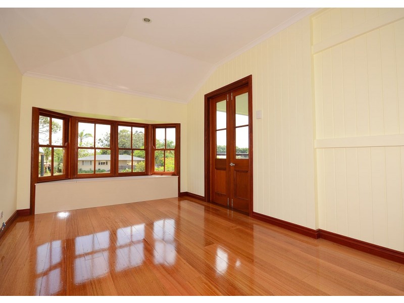 77 Corfield Street, Point Vernon QLD 4655