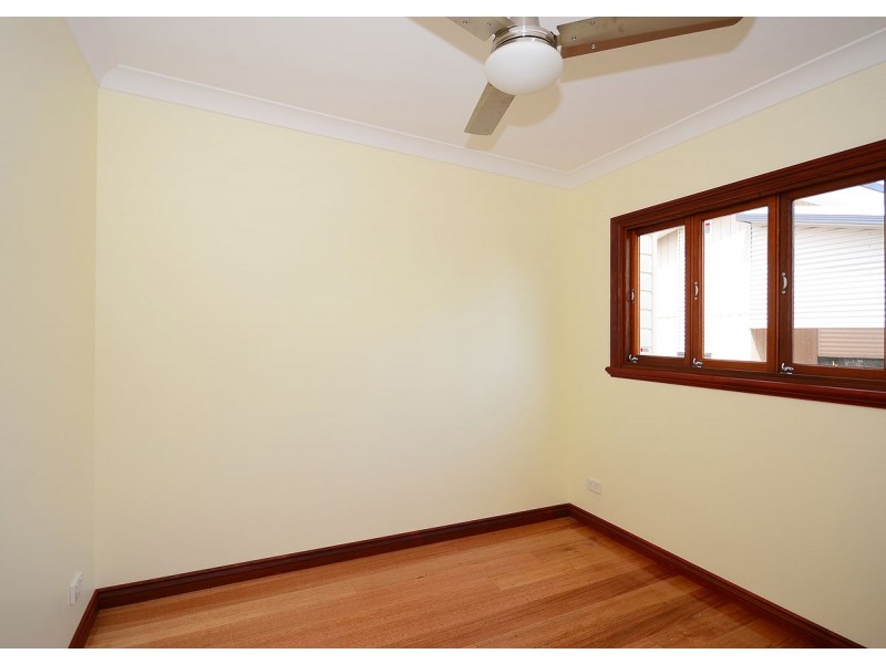 77 Corfield Street, Point Vernon QLD 4655