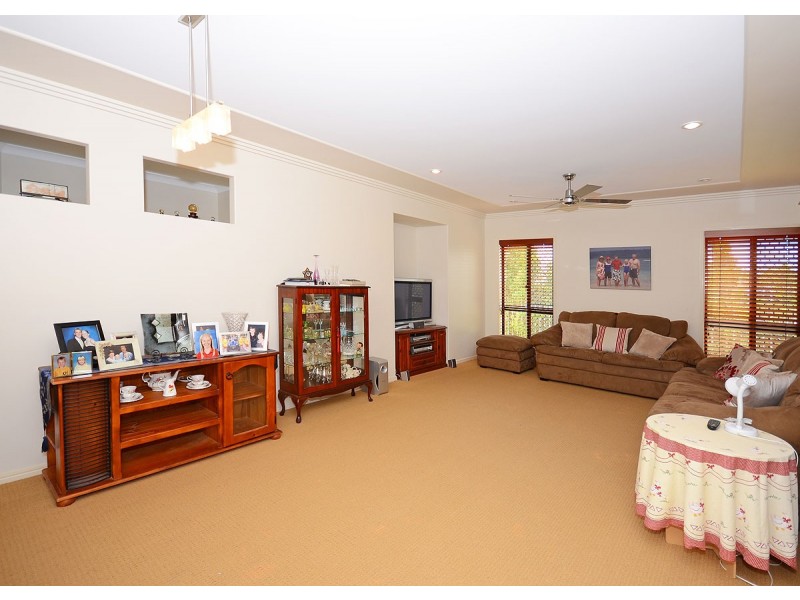 7 Conondale Court, Torquay QLD 4655