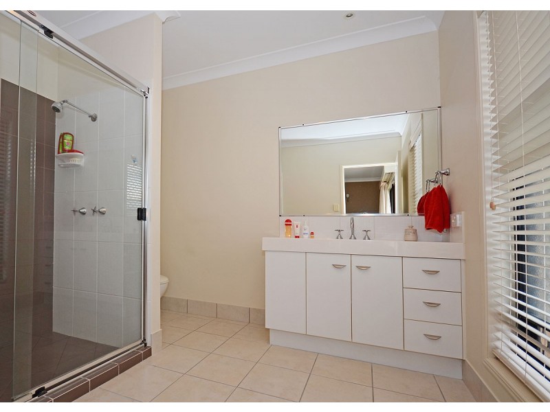 7 Conondale Court, Torquay QLD 4655