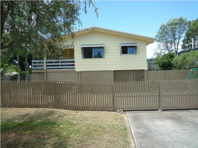 11 Paradise Street, Point Vernon QLD 4655