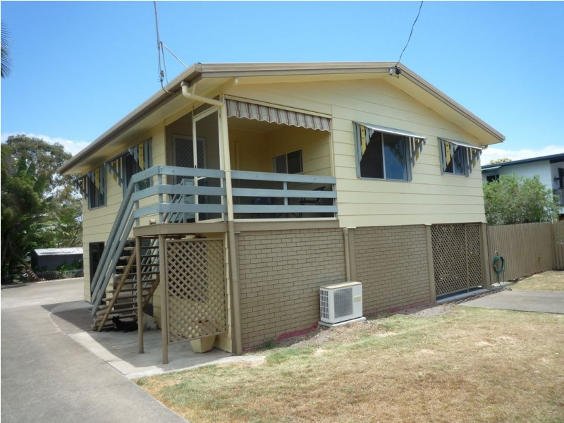 11 Paradise Street, Point Vernon QLD 4655
