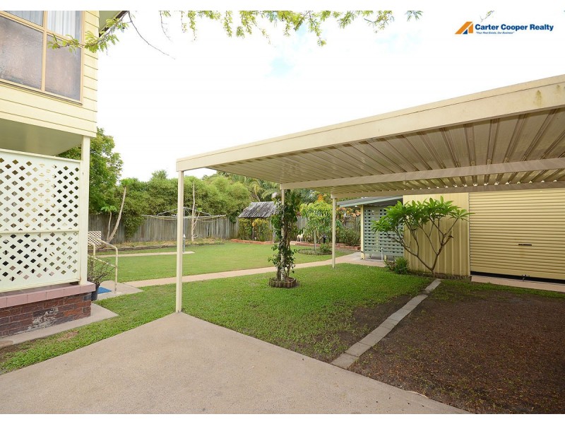 92  Cunningham Street, Urangan QLD 4655