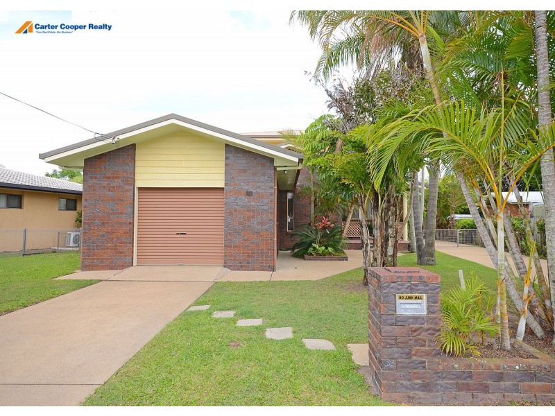 92  Cunningham Street, Urangan QLD 4655