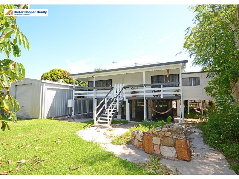 19 Hibiscus Street, Urangan QLD 4655