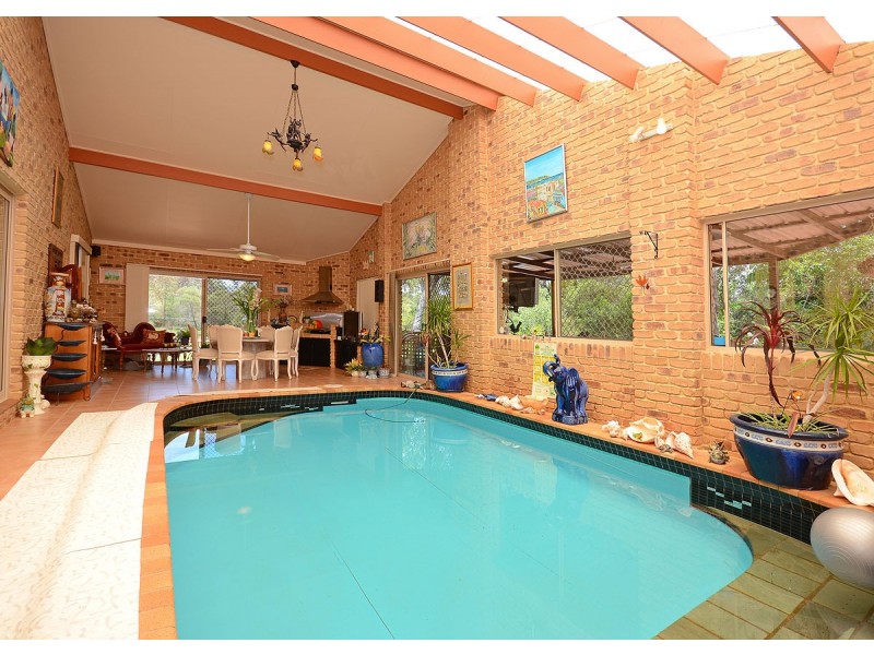 41 Shore Rd East, Urangan QLD 4655