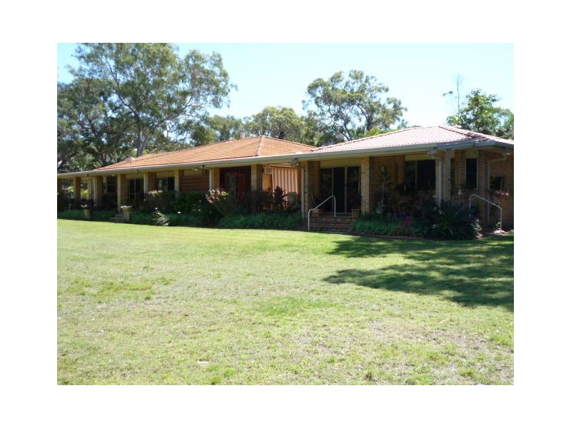 41 Shore Rd East, Urangan QLD 4655