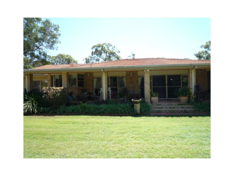 41 Shore Rd East, Urangan QLD 4655