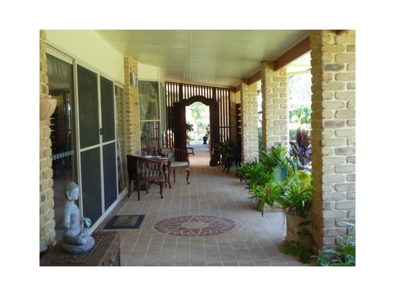 41 Shore Rd East, Urangan QLD 4655