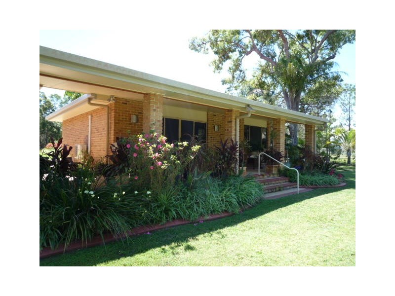 41 Shore Rd East, Urangan QLD 4655