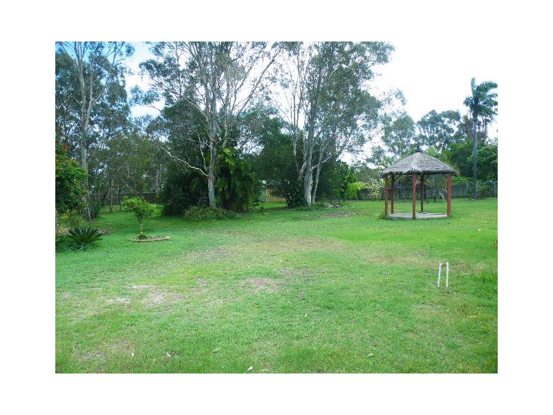 17 Southerden Street, Torquay QLD 4655