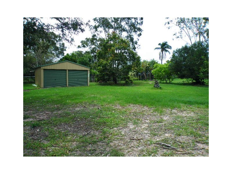 17 Southerden Street, Torquay QLD 4655