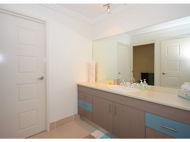 7 Bayley Court, Urraween QLD 4655