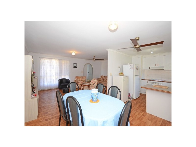 28 Tristania Crescent, Urangan QLD 4655