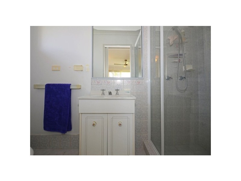 28 Tristania Crescent, Urangan QLD 4655