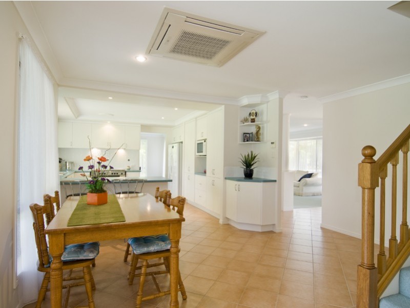 16 Meadow Drive, Dundowran Beach QLD 4655