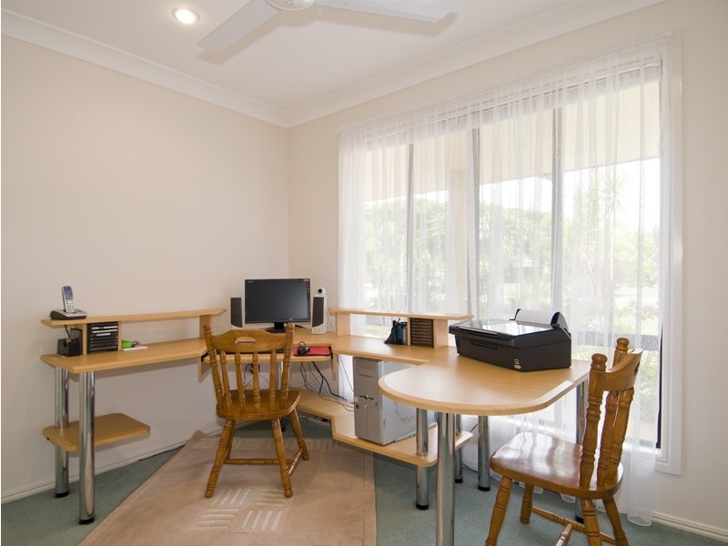 16 Meadow Drive, Dundowran Beach QLD 4655