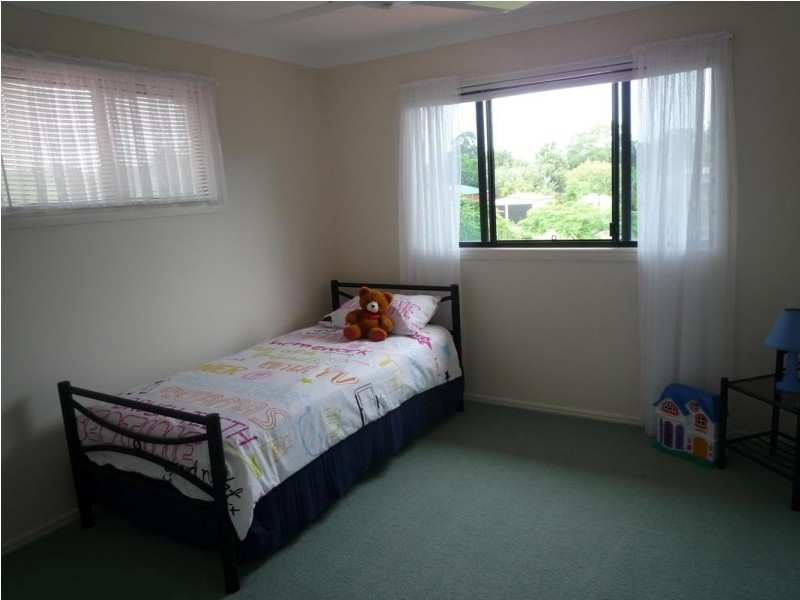 16 Meadow Drive, Dundowran Beach QLD 4655