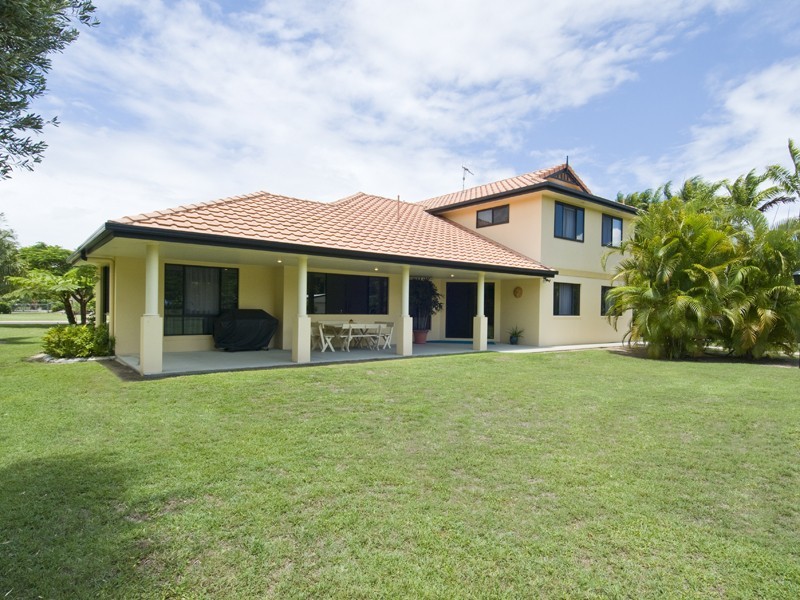 16 Meadow Drive, Dundowran Beach QLD 4655