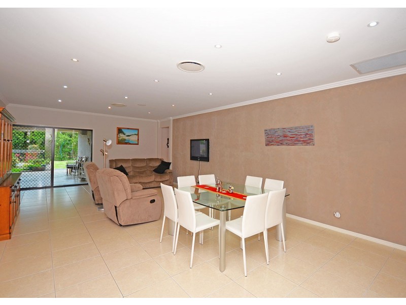 70 Long Street, Point Vernon QLD 4655
