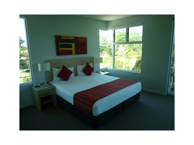 6/625 Charlton Esplanade, Urangan QLD 4655