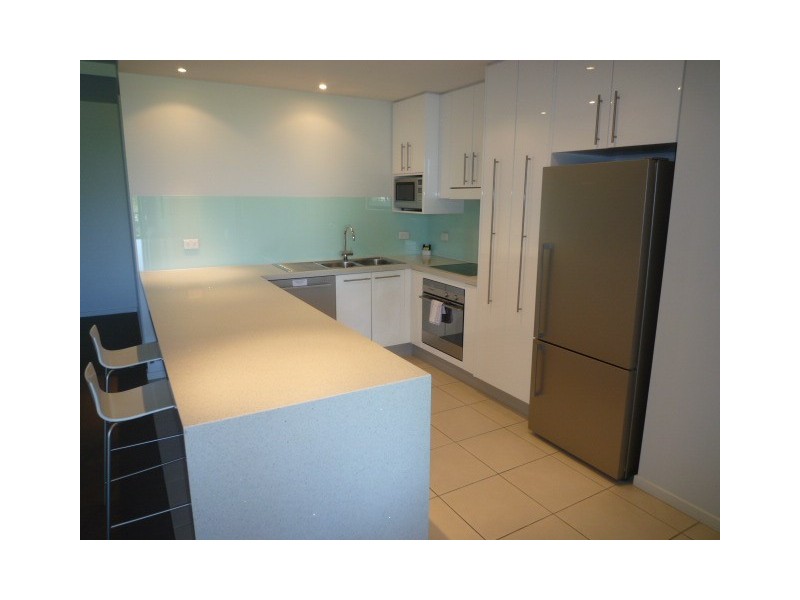 6/625 Charlton Esplanade, Urangan QLD 4655