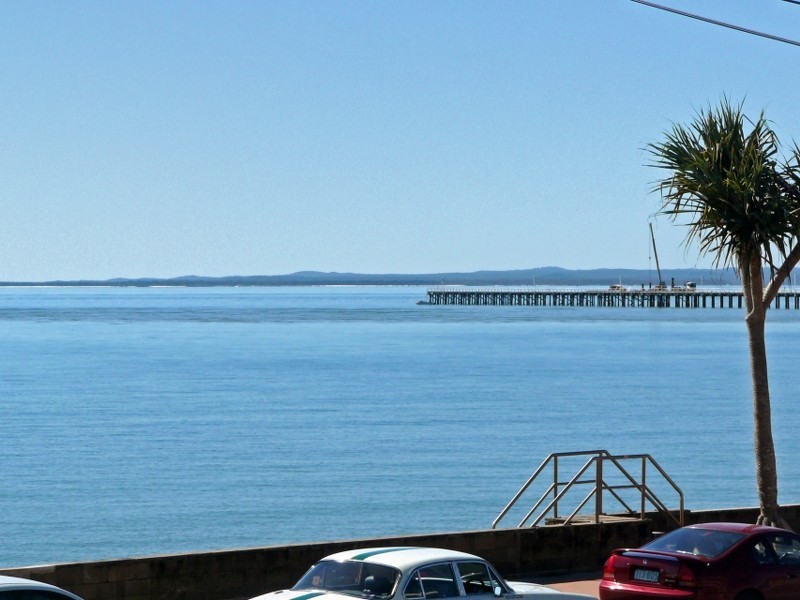 556 Charlton Esp, Urangan QLD 4655