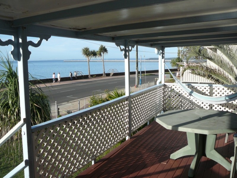 556 Charlton Esp, Urangan QLD 4655