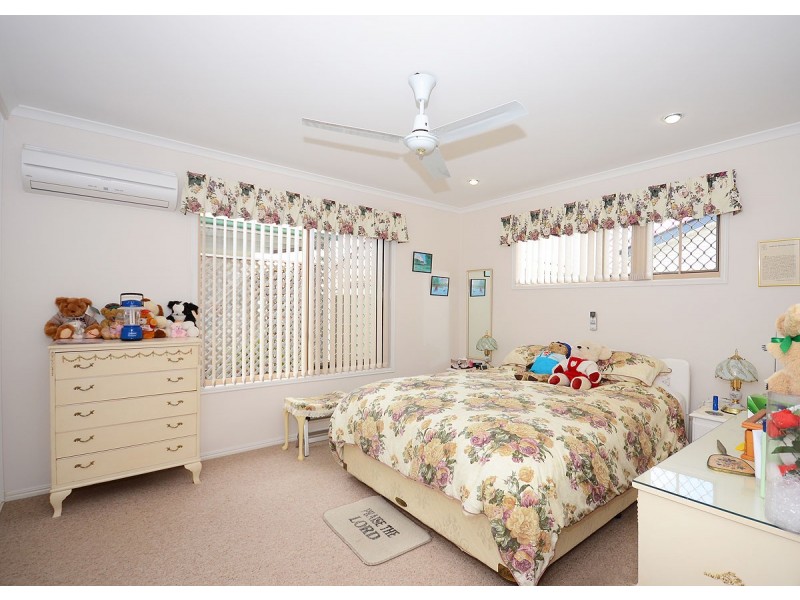 147,7 Bay Drive, Pialba QLD 4655