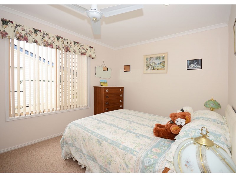 147,7 Bay Drive, Pialba QLD 4655