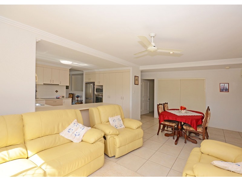 2 Belgrave Way, Urraween QLD 4655