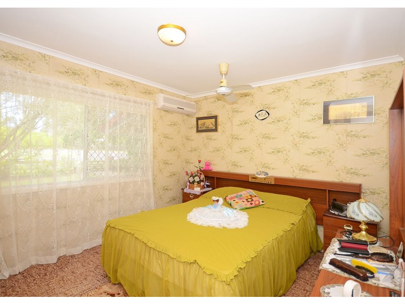 2-4 Charleville Street, Point Vernon QLD 4655