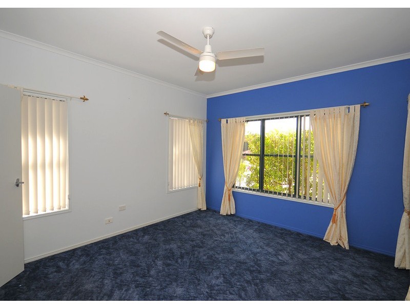 120 -34 Elizabeth St, Urangan QLD 4655