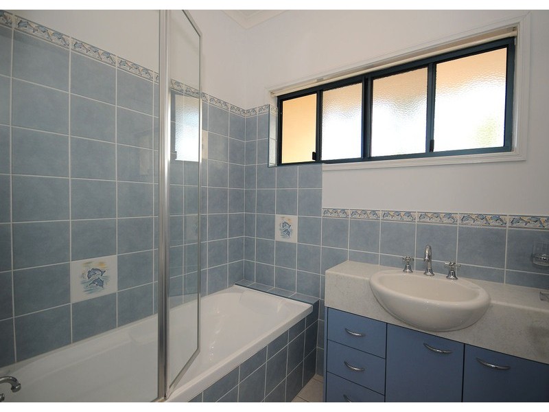 120 -34 Elizabeth St, Urangan QLD 4655