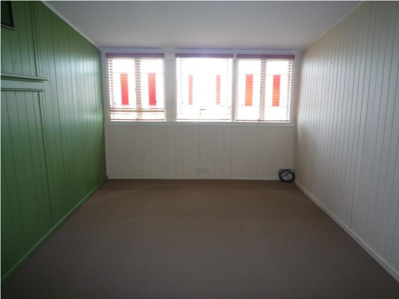 39 Urangan Street, Torquay QLD 4655