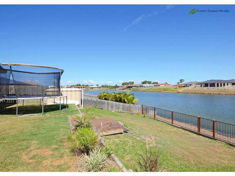 36 Earl St Vincent Cct, Eli Waters QLD 4655