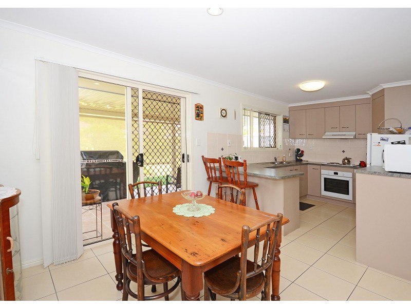 12 Emerald Park Way, Urangan QLD 4655