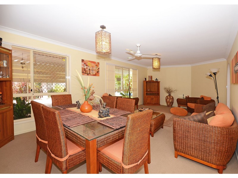 57 Spence Street, Point Vernon QLD 4655