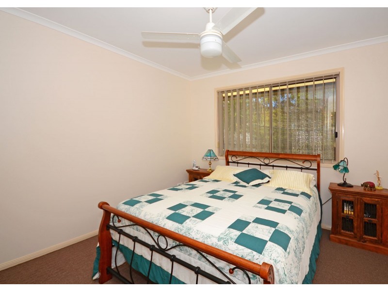 4 Jasper Court, Urangan QLD 4655