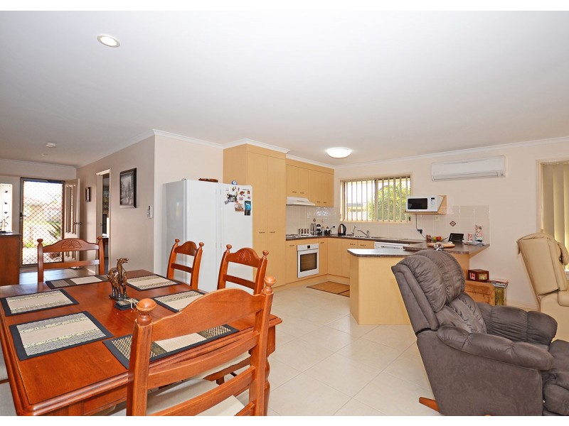 4 Jasper Court, Urangan QLD 4655