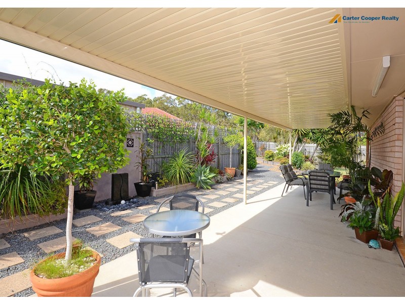 4 Jasper Court, Urangan QLD 4655