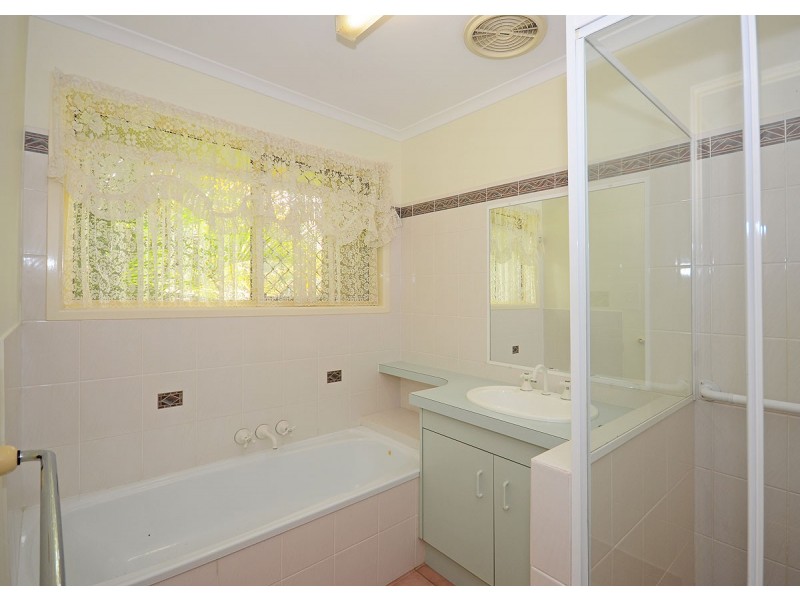 176 Pulgul Street, Urangan QLD 4655