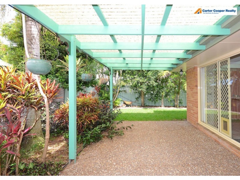 176 Pulgul Street, Urangan QLD 4655