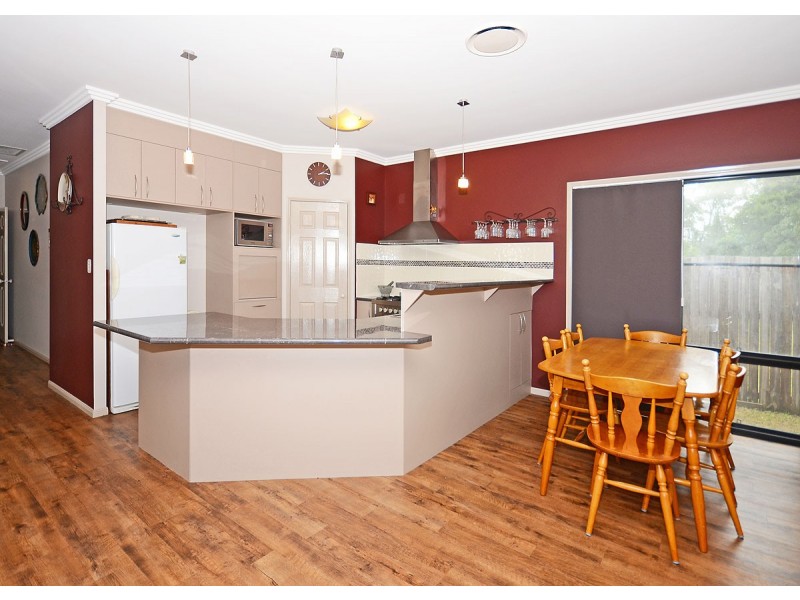 17 Grey Gum Court, Urraween QLD 4655