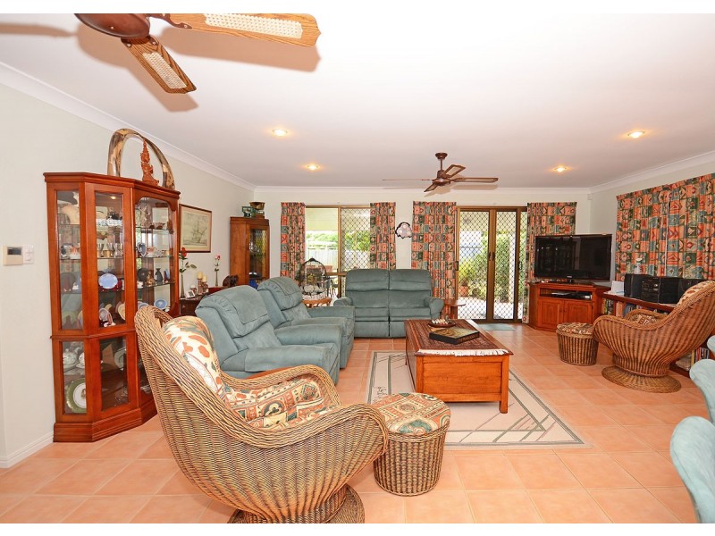 11 San Marco Court, Urangan QLD 4655