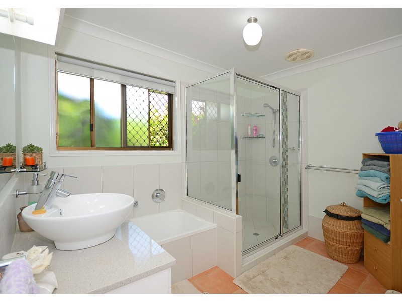 11 San Marco Court, Urangan QLD 4655