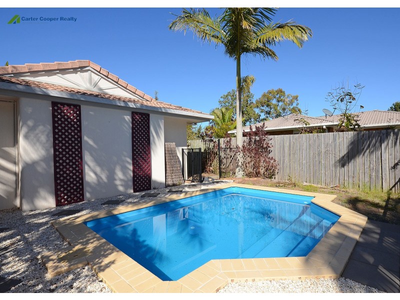 10 Cedar Crescent, Kawungan QLD 4655