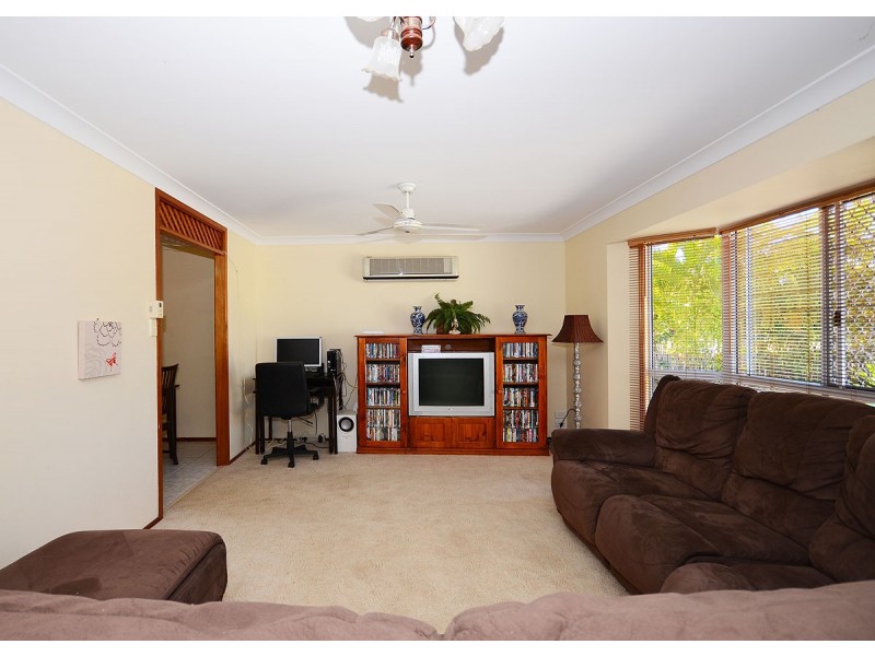 10 Cedar Crescent, Kawungan QLD 4655