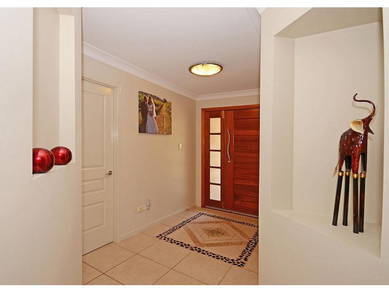 33 Sandrabarbara Drive, Booral QLD 4655